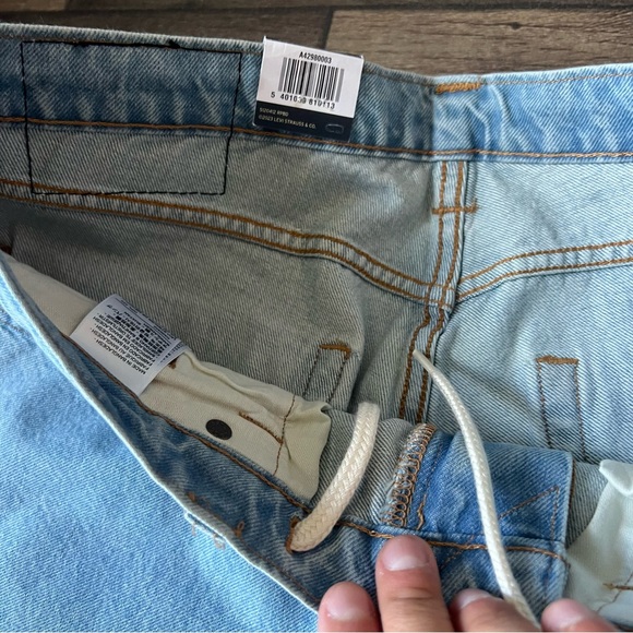 Levi's Men's Skateboarding Super Baggy Jeans Blue Wash Size 31x34 - Picture 6 of 8